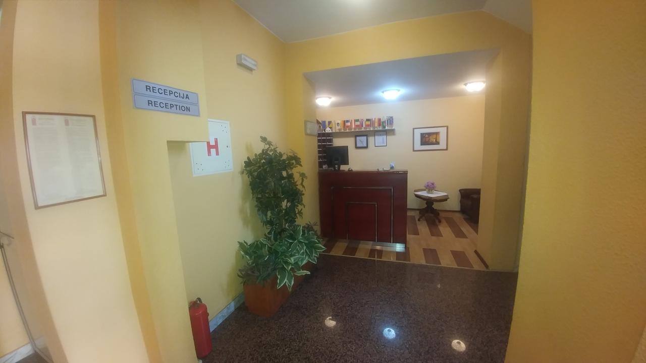 Hotel Delminium Ilidža Kültér fotó
