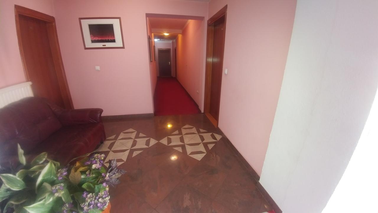 Hotel Delminium Ilidža Kültér fotó